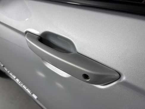 Used 2024 Jeep Grand Cherokee L Limited w/ Luxury Tech Group II image 12