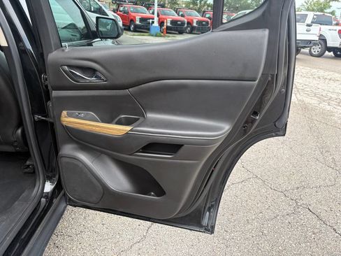 Used 2019 GMC Acadia Denali AWD/4WD image 16