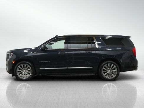 Used 2023 GMC Yukon XL Denali w/ Max Trailering Package AWD/4WD image 2
