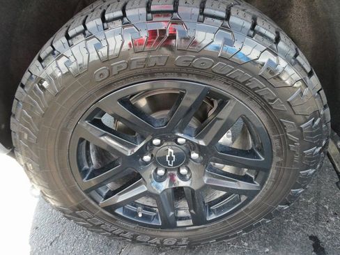 Certified 2025 Chevrolet Silverado 1500 Custom image 11