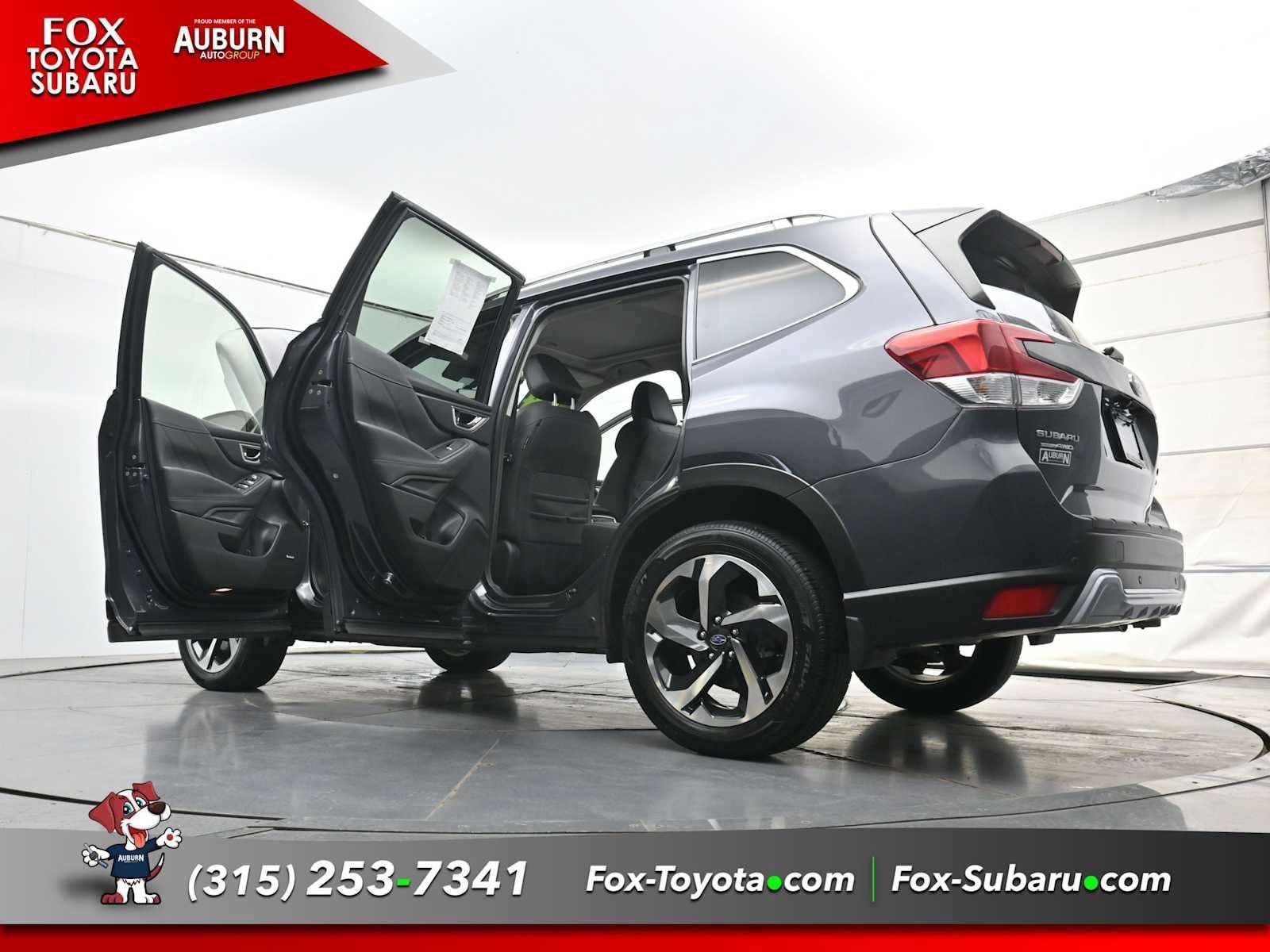 Used 2024 Subaru Forester Touring AWD/4WD image 37