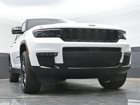 New 2025 Jeep Grand Cherokee L Limited image 48