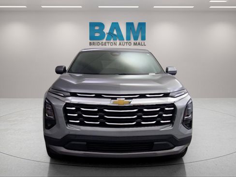 New 2026 Chevrolet Equinox LT w/ Safety and Technology Package image 2