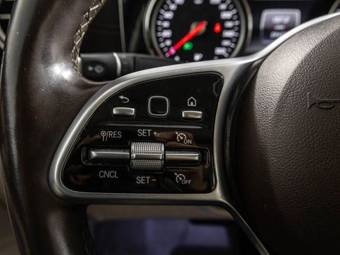 Used 2019 Mercedes-Benz E 300 4MATIC w/ Premium 1 Package image 26