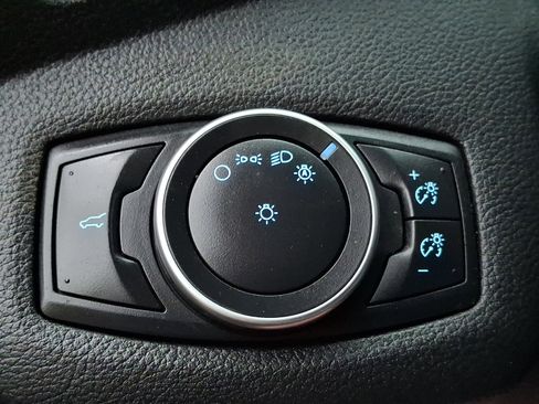 Used 2017 Ford Escape S FWD image 23
