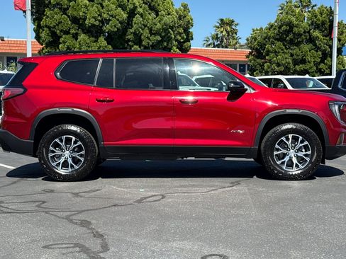 New 2026 GMC Acadia AT4 w/ LPO, Floor Liner Package AWD/4WD image 3