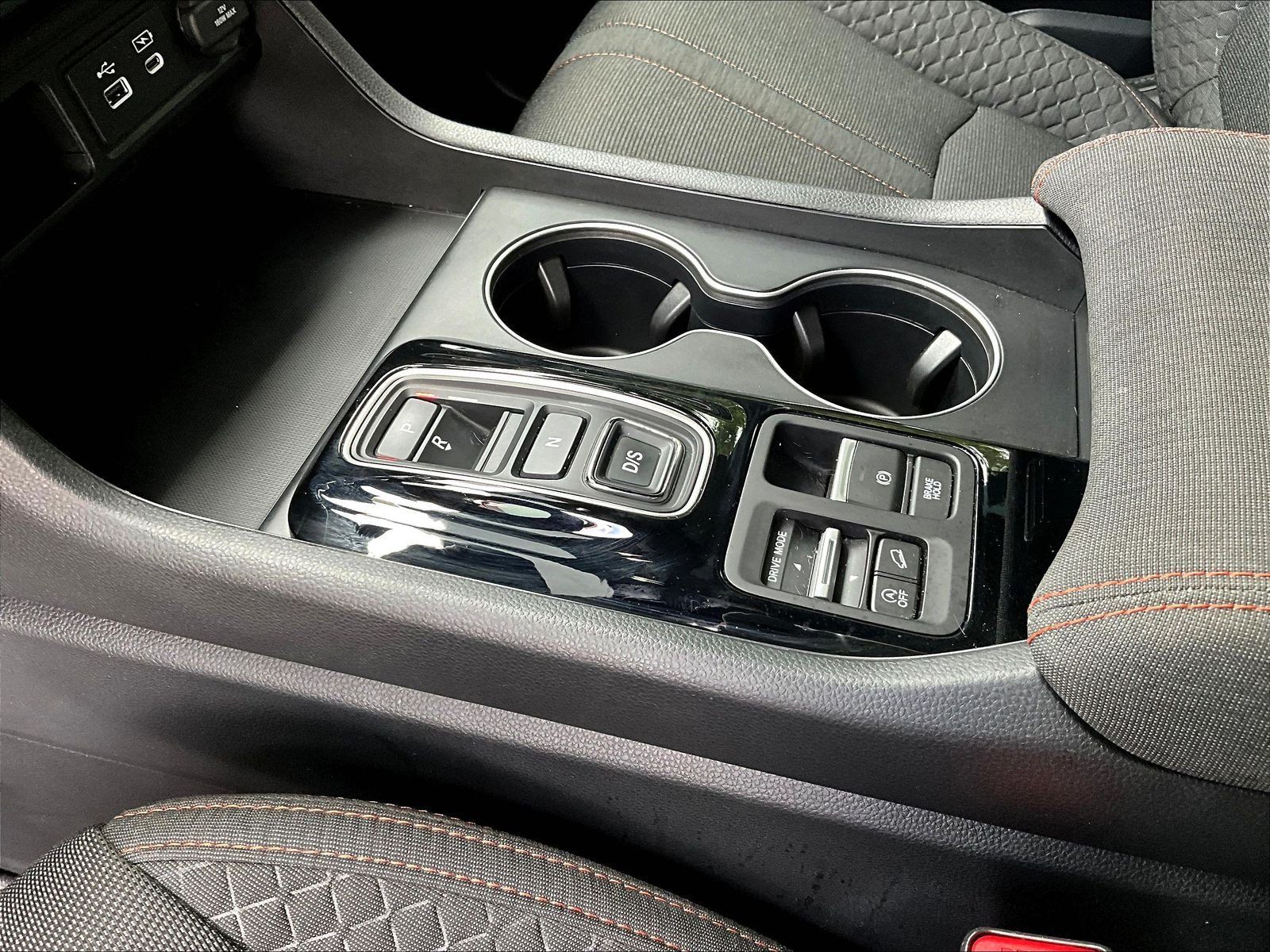 Used 2025 Honda Pilot Sport image 18