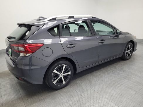 Used 2022 Subaru Impreza Premium image 10