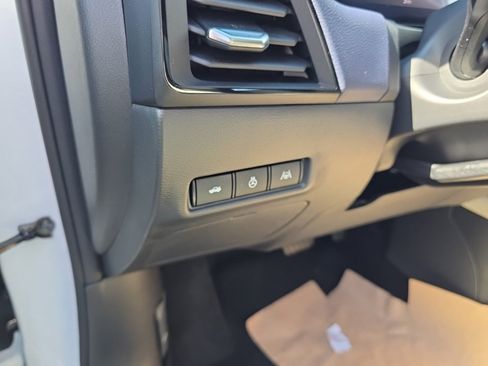 New 2026 Nissan Sentra SL image 17