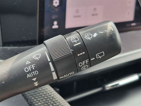 Certified 2026 Subaru Outback Premium AWD/4WD image 21