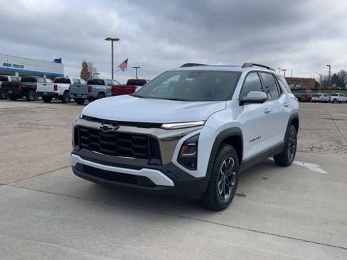 New 2026 Chevrolet Equinox ACTIV w/ Convenience Package III image 4