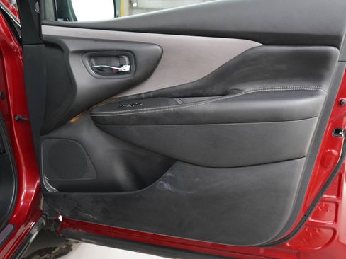 Used 2023 Nissan Murano SL AWD/4WD image 9