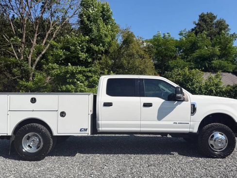 Used 2017 Ford F350 XLT AWD/4WD image 9