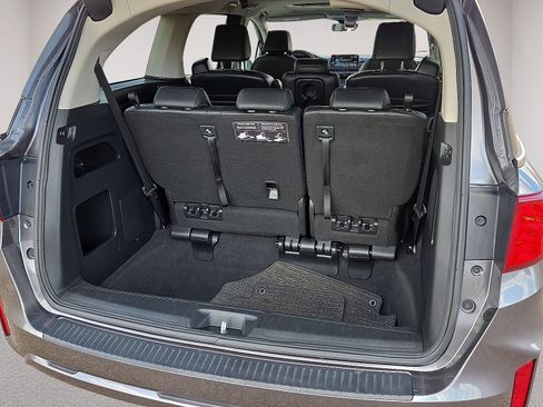 Used 2025 Honda Odyssey EX-L image 16