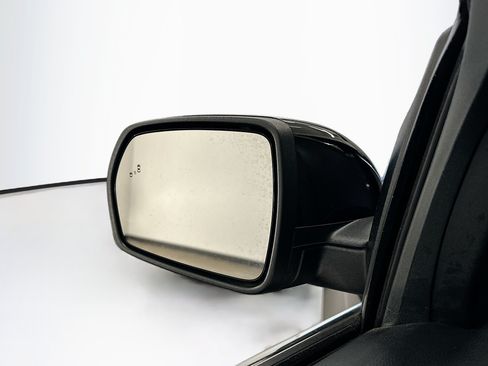 Used 2024 Ford Edge SEL AWD/4WD image 16