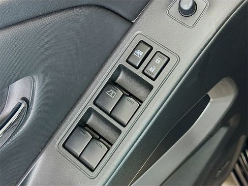 Used 2024 Nissan Frontier SL w/ Technology Package image 20