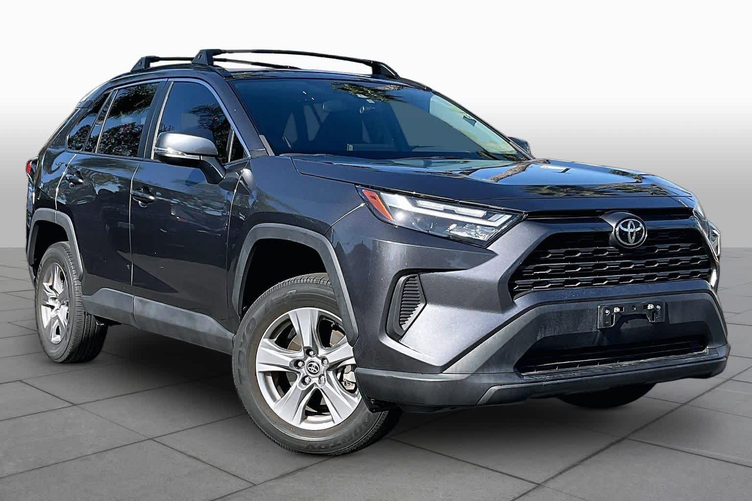 Certified 2022 Toyota RAV4 XLE w/ Convenience Package FWD image 2