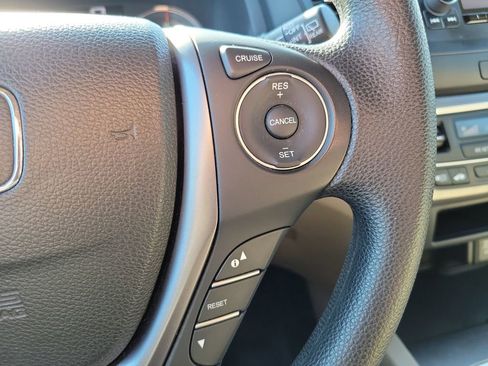 Used 2018 Honda Pilot LX image 23