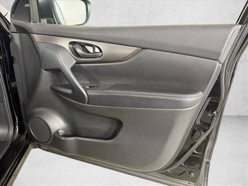 Used 2020 Nissan Rogue Sport S FWD image 14