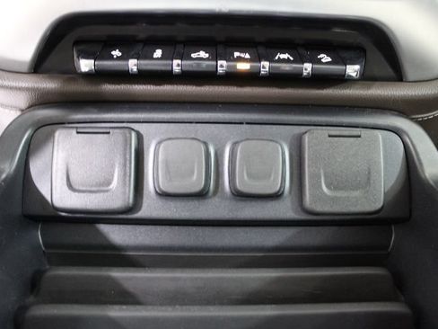 Used 2018 GMC Sierra 1500 SLT AWD/4WD image 52