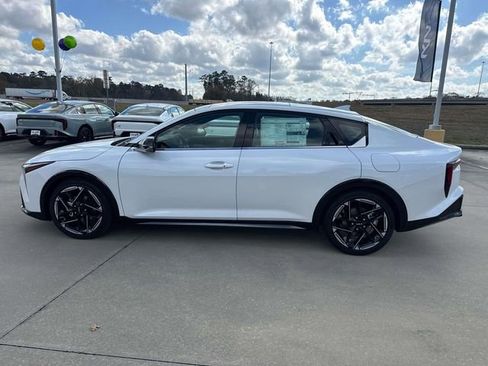 New 2026 Kia K4 GT-Line image 5