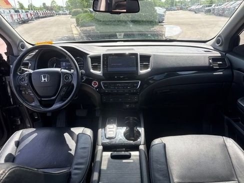 Used 2017 Honda Pilot Elite image 28