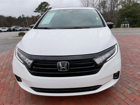 Used 2024 Honda Odyssey Sport image 4