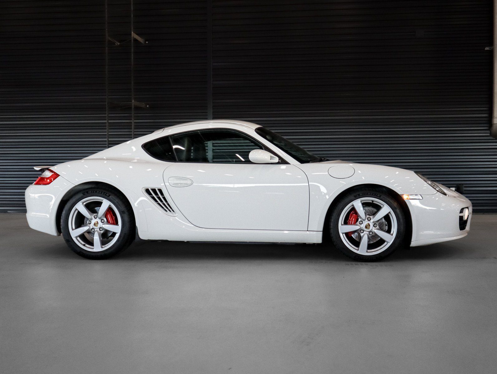 Used 2006 Porsche Cayman S RWD image 10