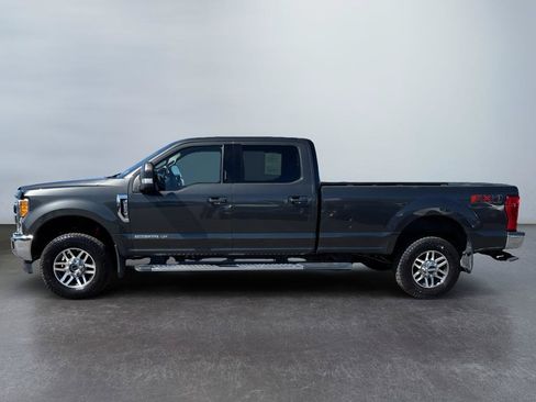 Used 2017 Ford F350 Lariat w/ Lariat Value Package AWD/4WD image 2
