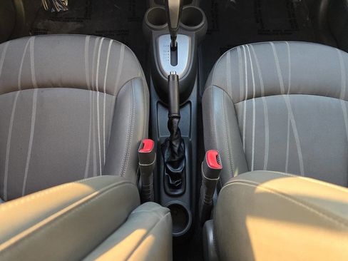 Used 2015 Chevrolet Spark LT image 33