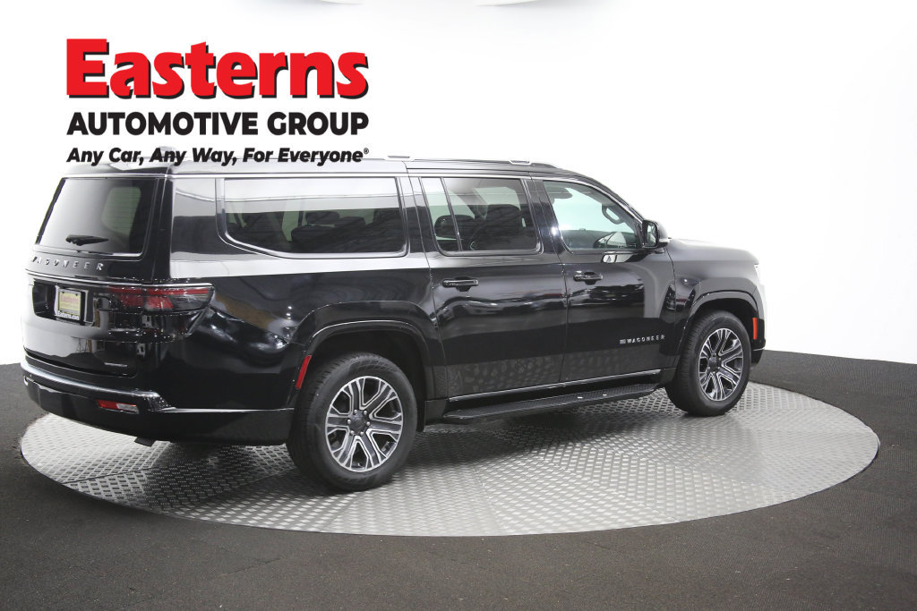 Used 2024 Jeep Wagoneer L Series II RWD image 51