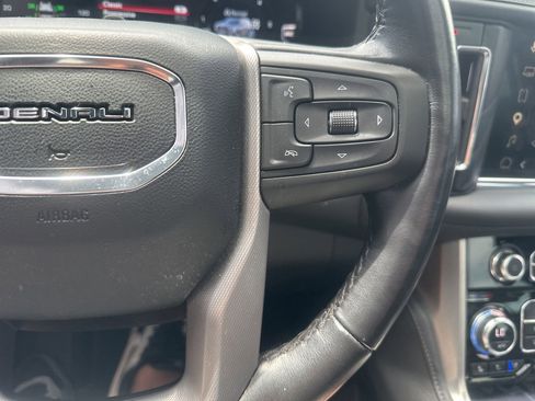 Used 2023 GMC Yukon XL Denali w/ Denali Reserve Package AWD/4WD image 26