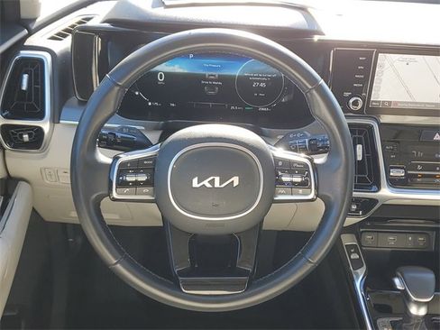 Certified 2023 Kia Sorento SX image 13