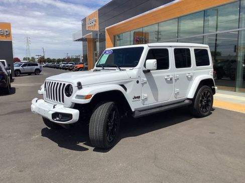 Used 2023 Jeep Wrangler Unlimited Sahara AWD/4WD image 5