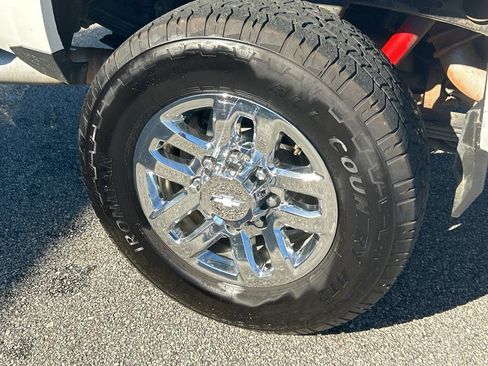 Used 2019 Chevrolet Silverado 2500 LTZ w/ Duramax Plus Package image 27