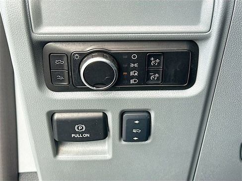 Used 2025 Ford F150 Lightning Flash image 10