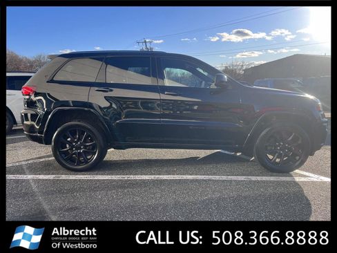 Used 2021 Jeep Grand Cherokee Laredo X image 6