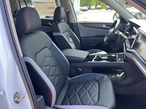 New 2026 Volkswagen Atlas Peak Edition AWD/4WD image 23