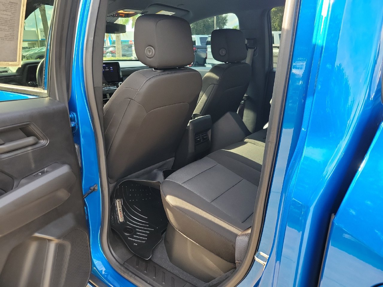 Used 2023 Chevrolet Colorado W/T w/ Safety Package RWD image 8