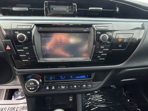 Used 2016 Toyota Corolla S image 13