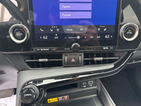 Certified 2025 Lexus NX 350 AWD w/ Premium Package image 27