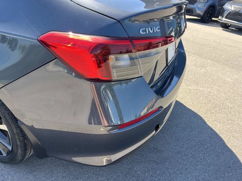 Used 2022 Honda Civic EX image 10