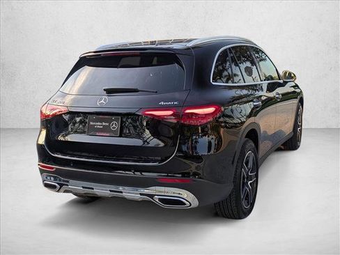 Used 2026 Mercedes-Benz GLC 300 4MATIC image 5