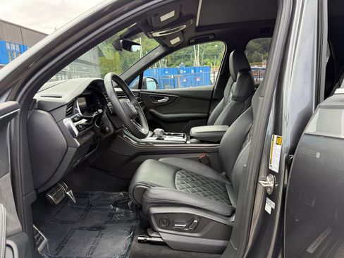 Used 2022 Audi SQ7 Prestige w/ Prestige Package image 24