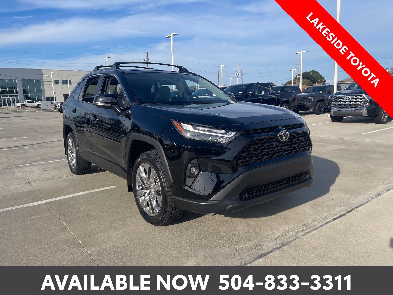 Used 2025 Toyota RAV4 XLE Premium FWD image 8