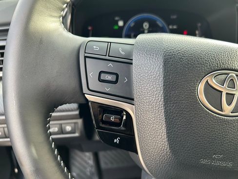 Used 2026 Toyota Camry SE w/ Convenience Package image 23