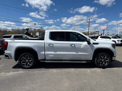 New 2026 GMC Sierra 1500 SLT AWD/4WD image 6