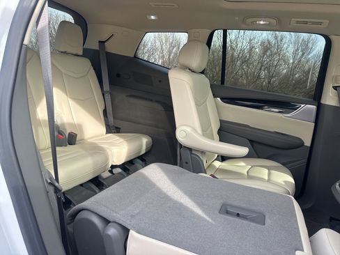 Used 2024 Cadillac XT6 Premium Luxury w/ Technology Package image 46