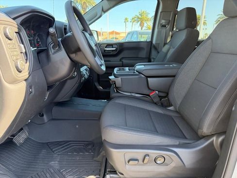 New 2026 Chevrolet Silverado 1500 Custom Trail Boss w/ LPO, Dark Essentials Package AWD/4WD image 5
