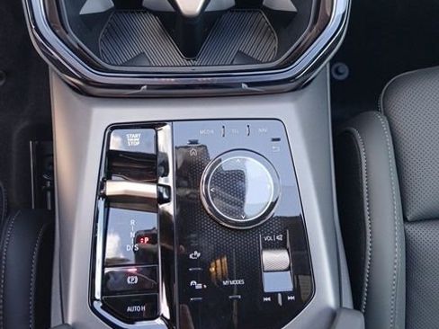 New 2025 BMW X3 xDrive30i w/ Premium Package image 21